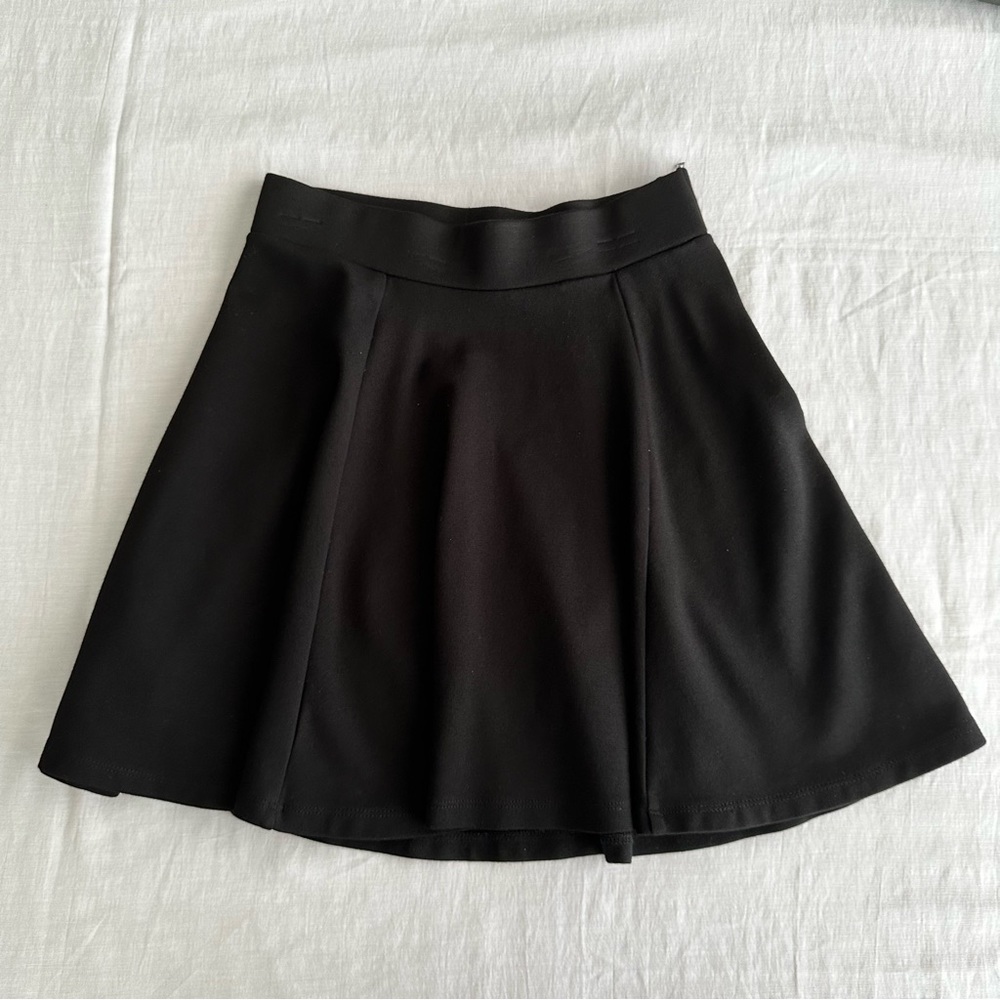 H&M Divided Black Skater Skirt XS